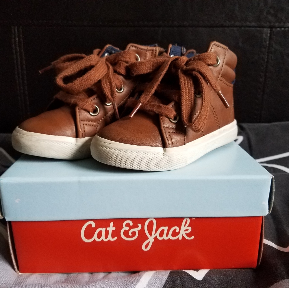 Toddler boots